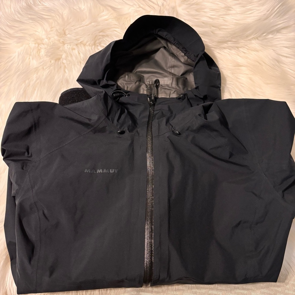 Mammut Women’s Small Gore-Tex Rain Jacket GUC